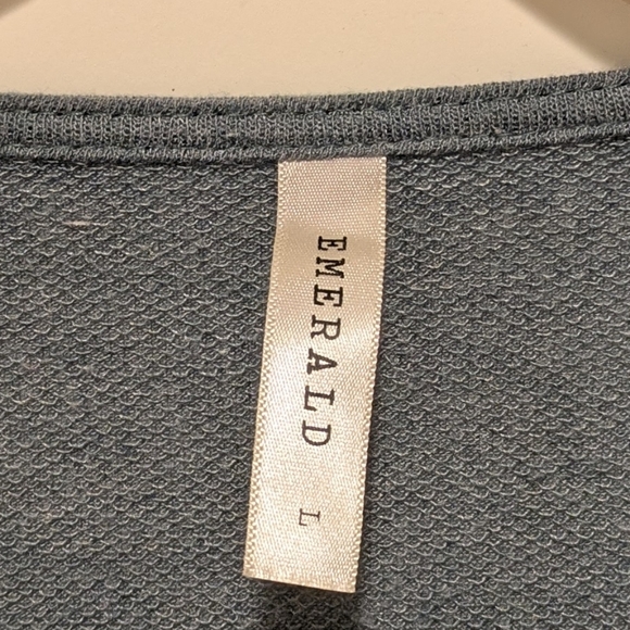 GUC Emerald L Crazy Soft Grey Green Ruffle Top - Picture 4 of 6